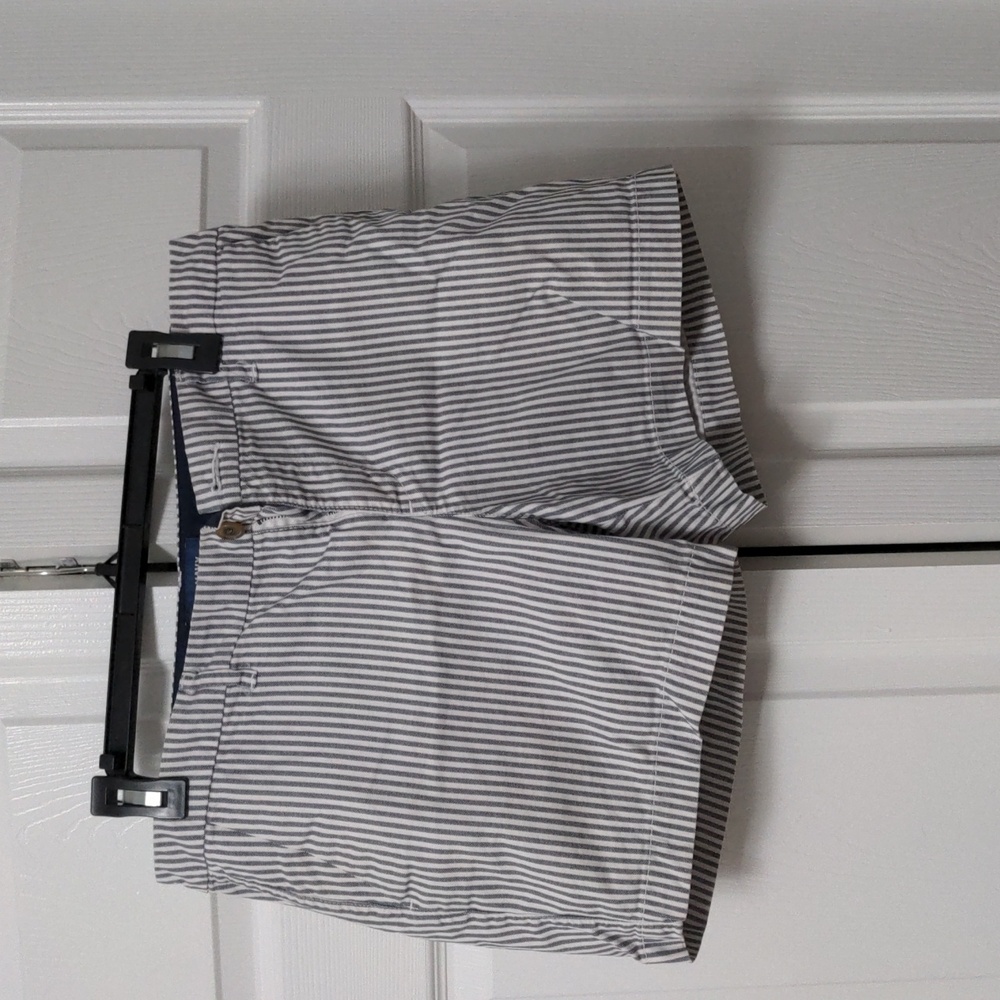 Nautical striped shorts!